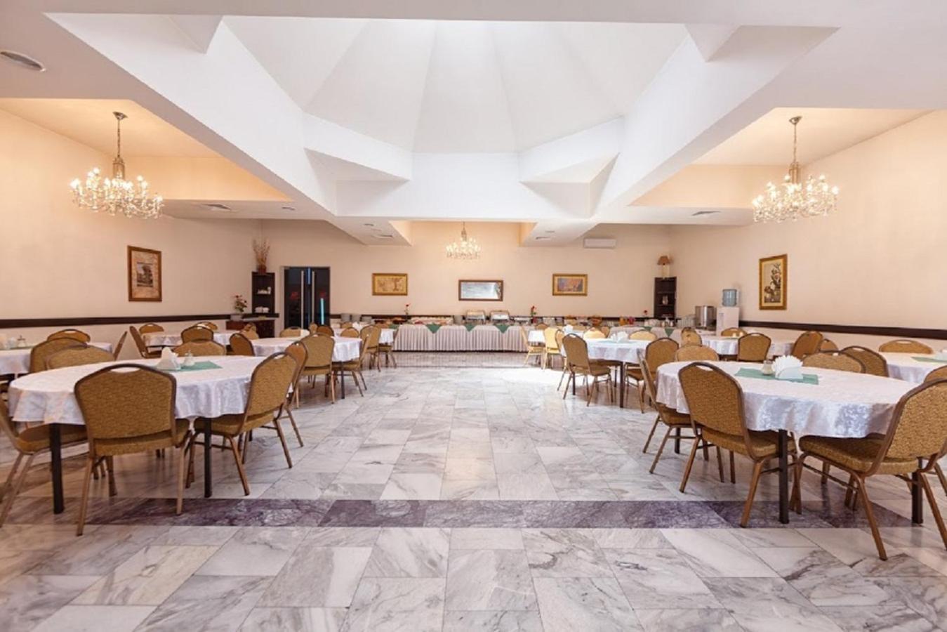 Regineh Hotel Єреван Екстер'єр фото