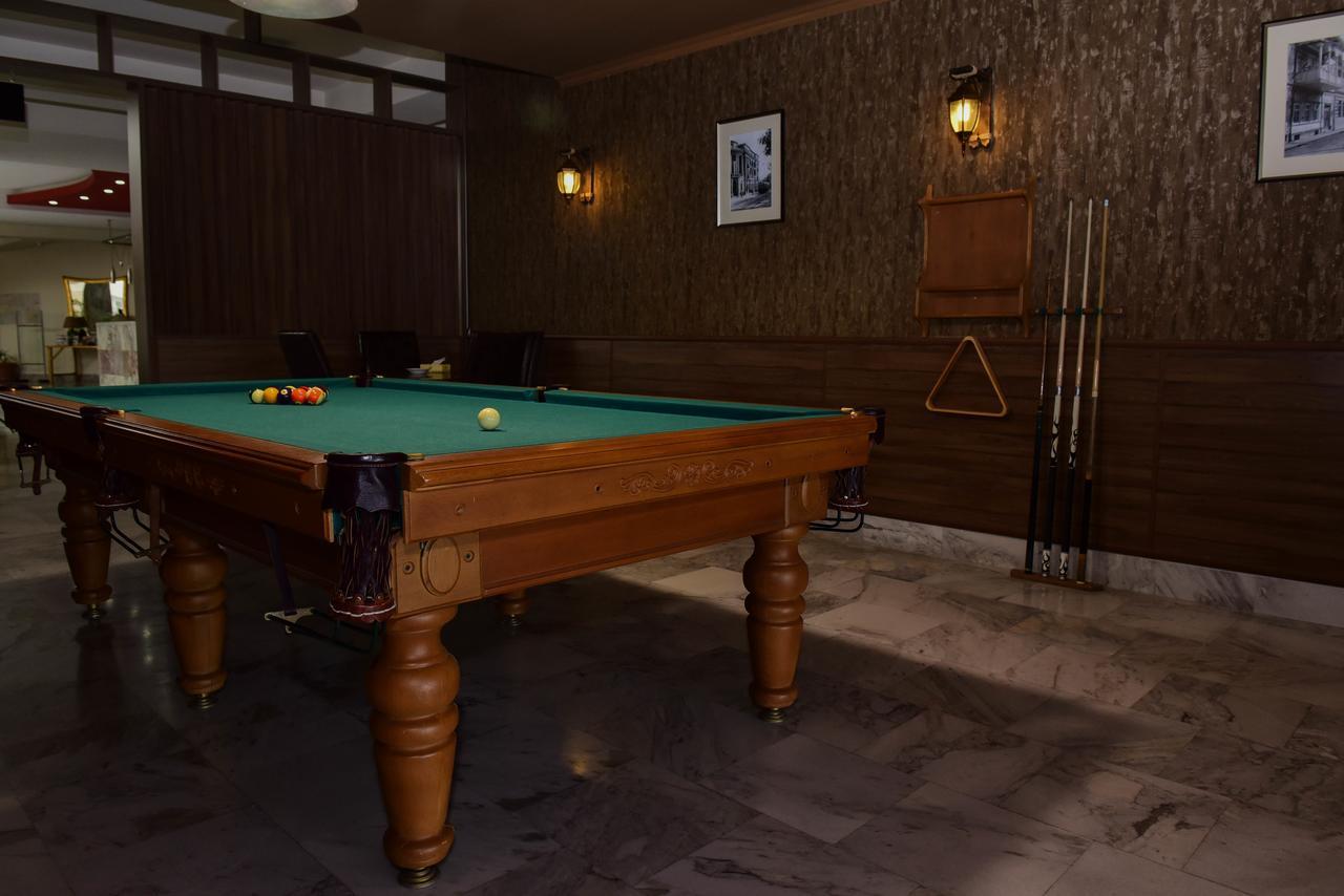 Regineh Hotel Єреван Екстер'єр фото
